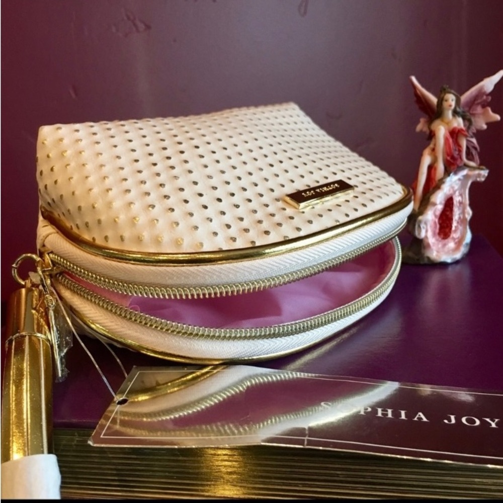 Sophia Joy Makeup Bag, Small
Makeup Bag